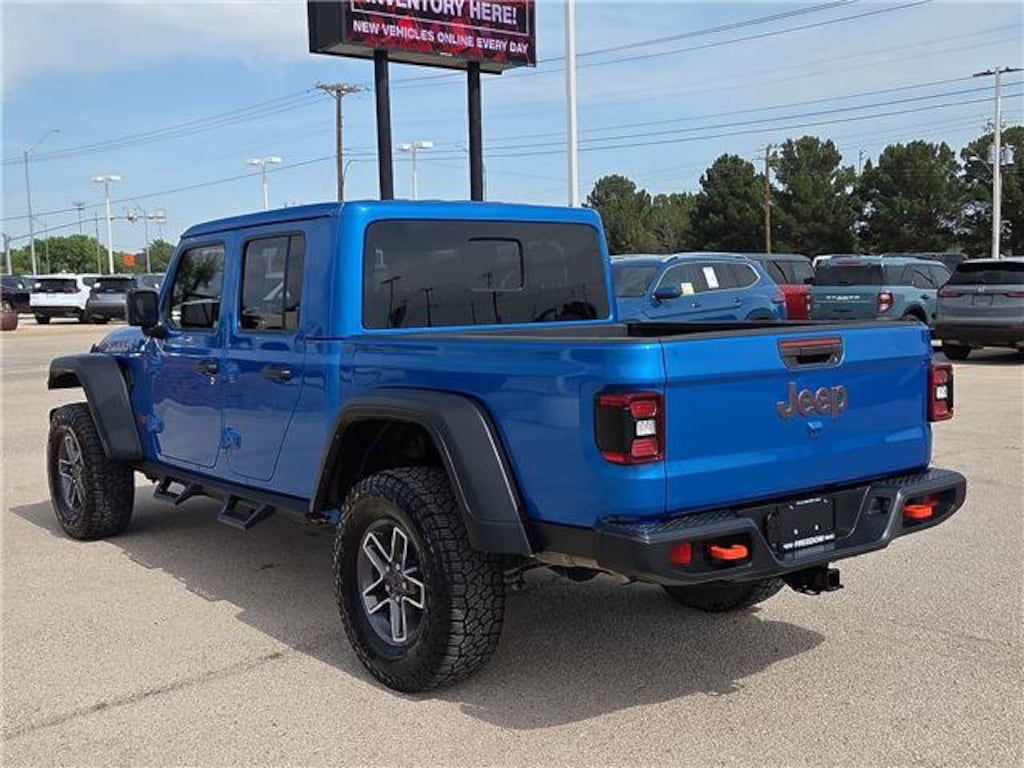Used 2024 Jeep Gladiator Mojave