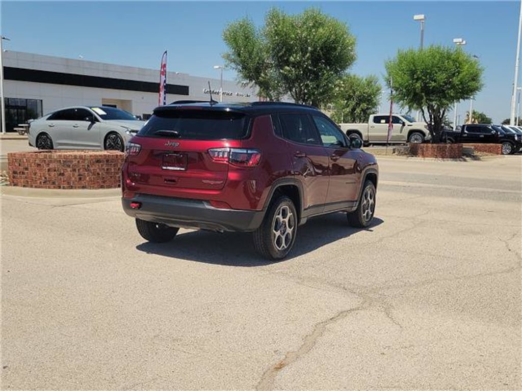 Used 2022 Jeep Compass Trailhawk