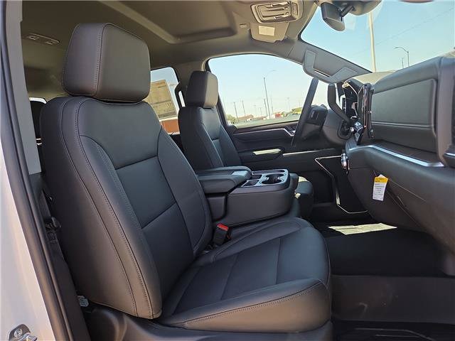 2026 GMC Sierra 1500 SLT - Photo 13