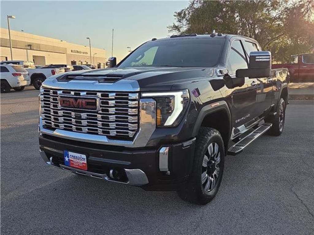Used 2024 GMC Sierra 2500 HD Denali Truck
