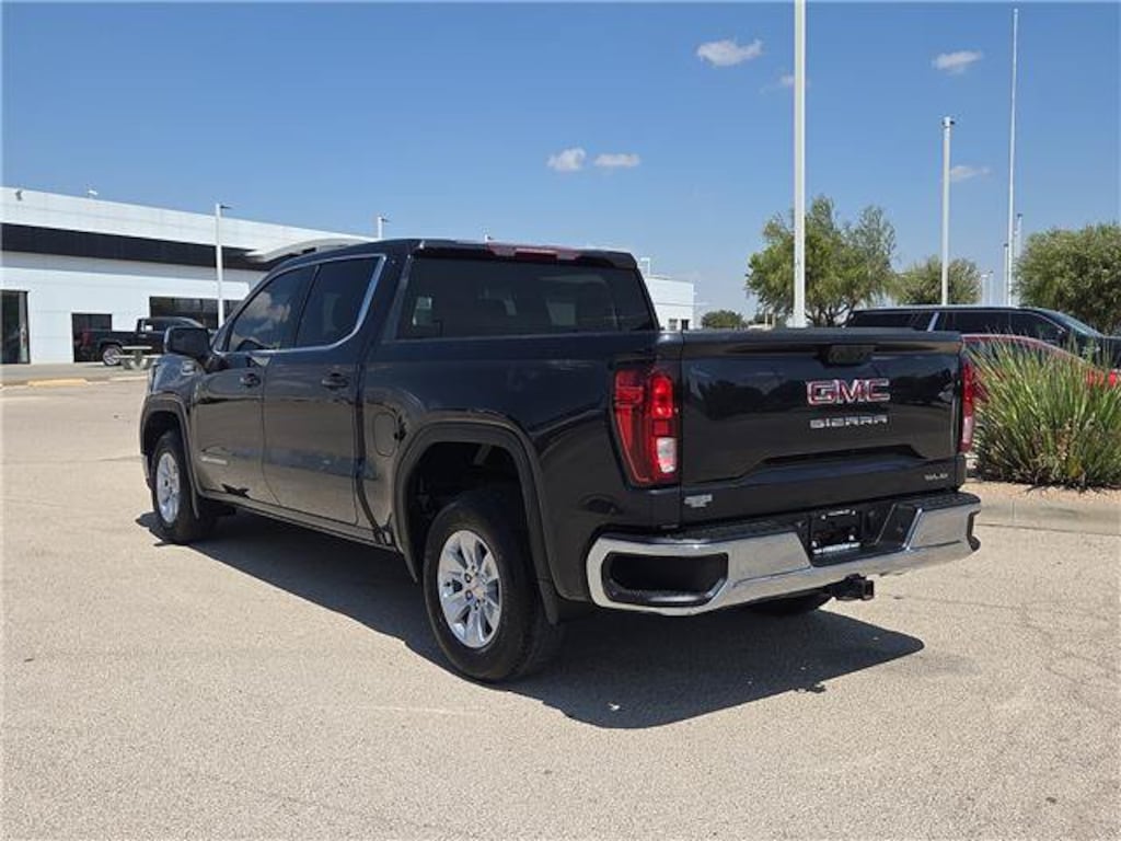 Used 2025 GMC Sierra 1500 SLE Truck