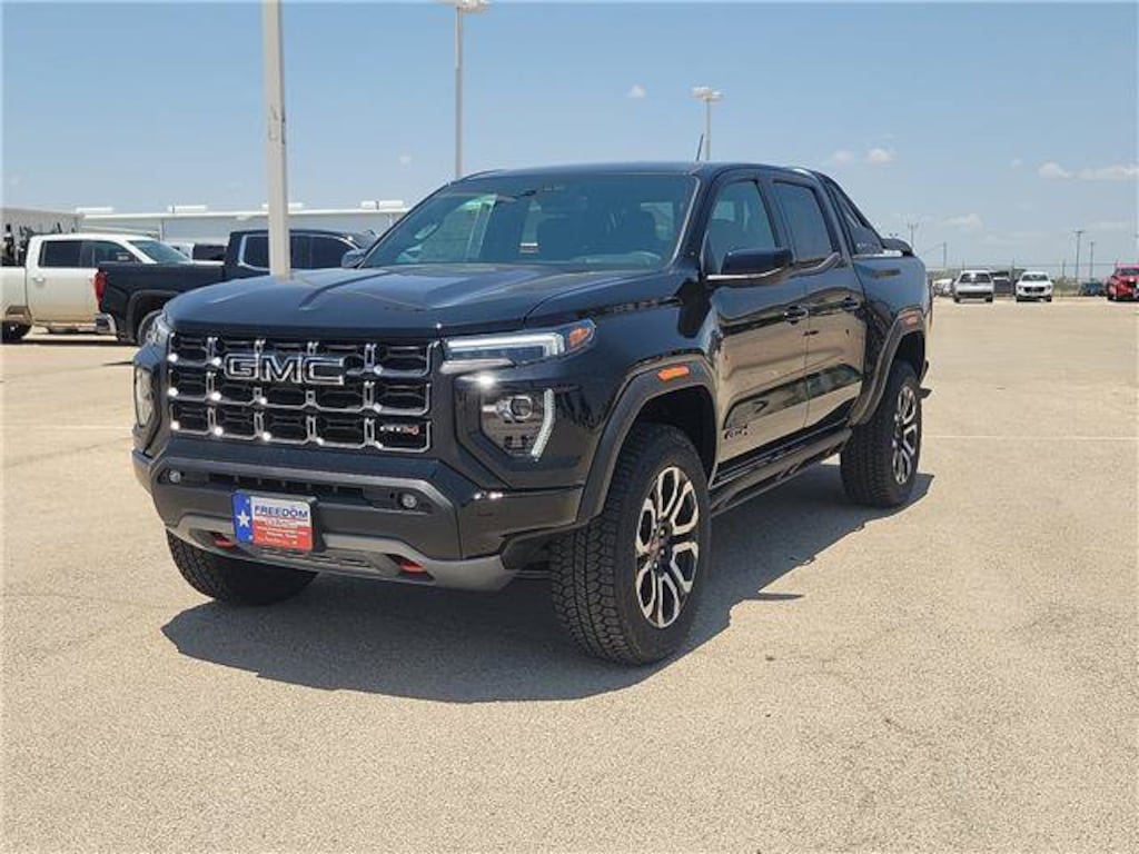 New 2026 GMC Canyon AT4 Truck