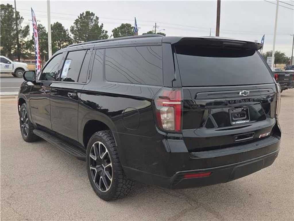 Used 2023 Chevrolet Suburban RST SUV