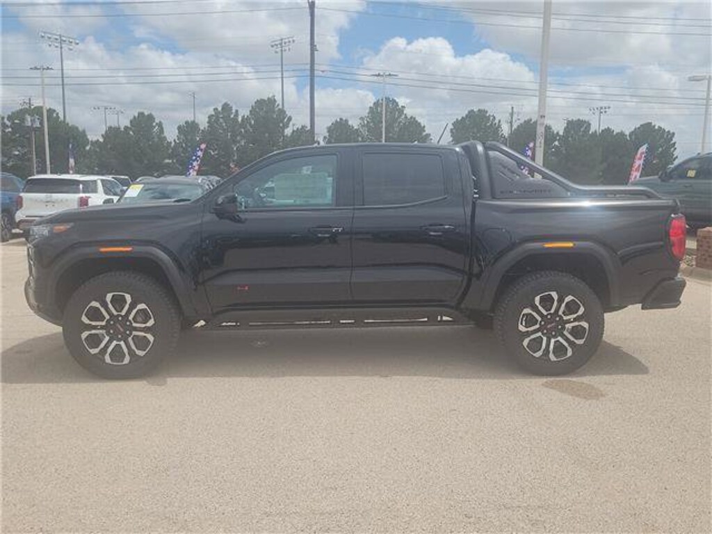 New 2026 GMC Canyon AT4 Truck