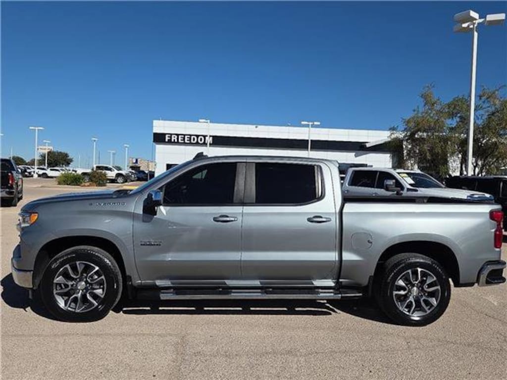 Used 2024 Chevrolet Silverado 1500 LT Truck