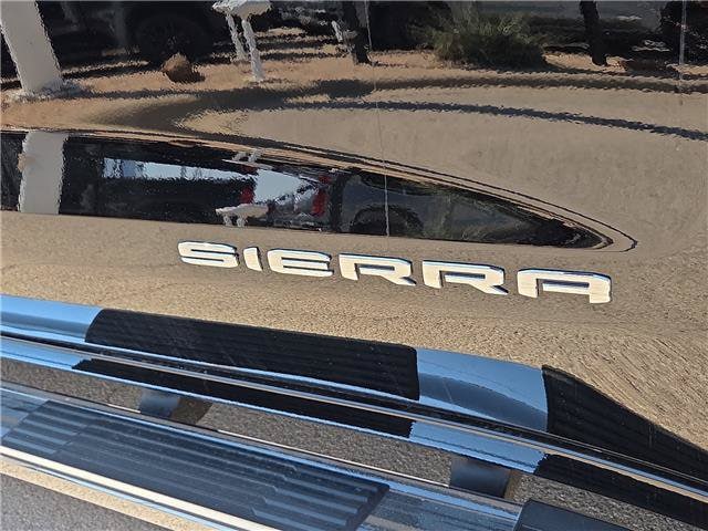 2026 GMC Sierra 1500 SLT - Photo 8