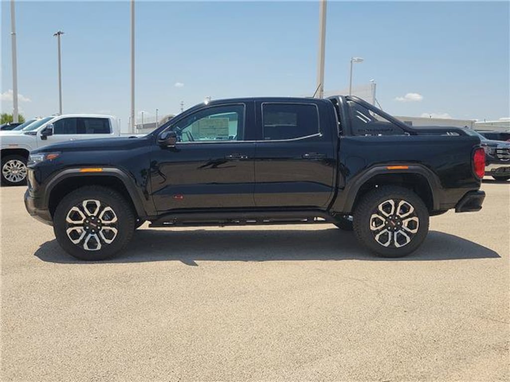 New 2026 GMC Canyon AT4 Truck