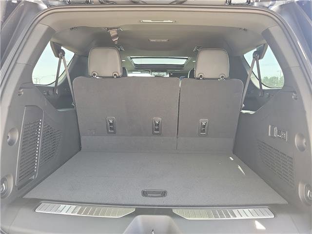 2026 GMC Yukon XL AT4 Ultimate - Photo 10