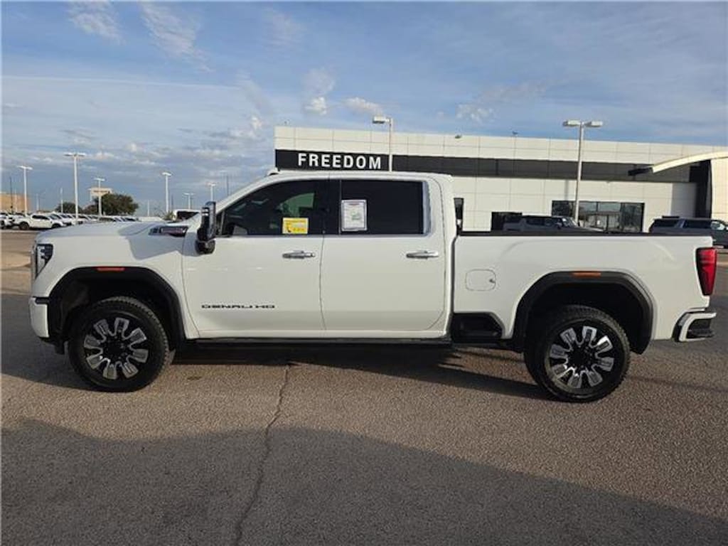 Used 2024 GMC Sierra 2500 HD Denali Truck