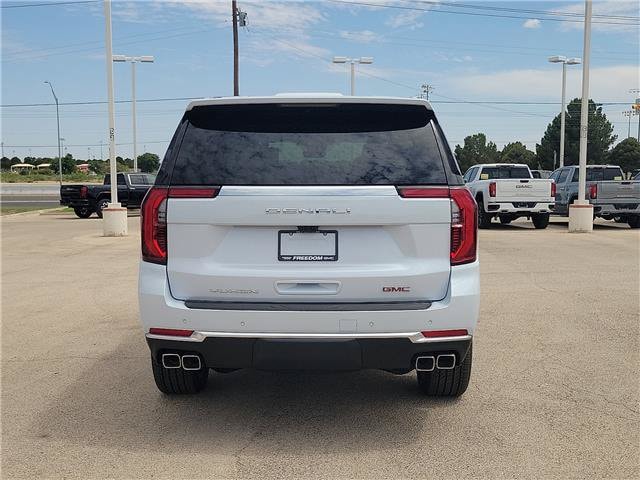 2026 GMC Yukon Denali - Photo 4