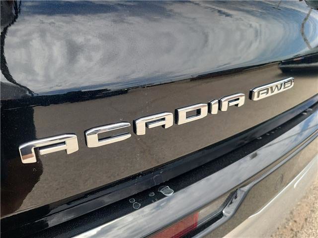 2026 GMC Acadia Denali - Photo 10