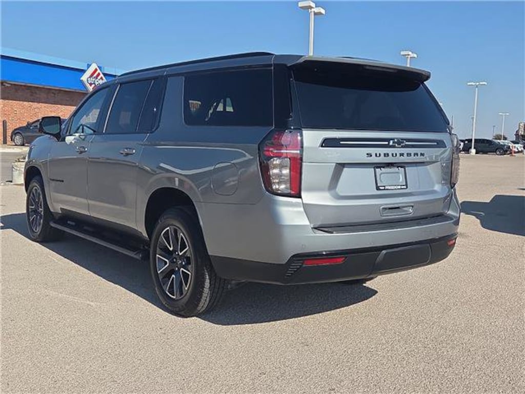 Used 2024 Chevrolet Suburban Z71 SUV
