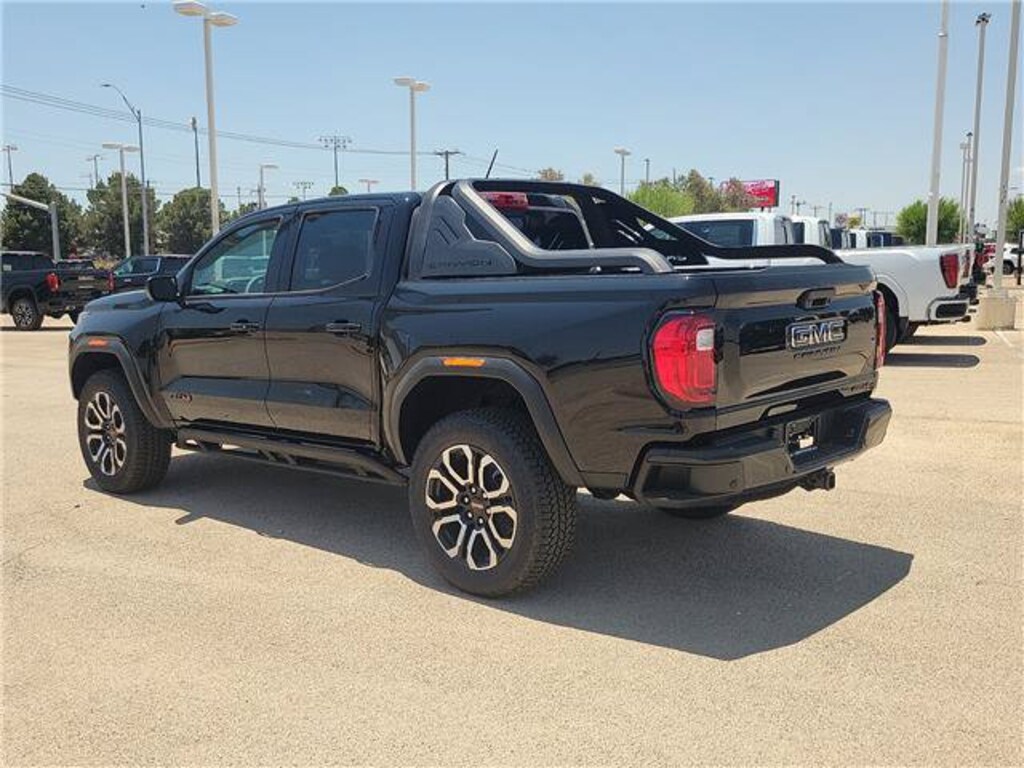 New 2026 GMC Canyon AT4 Truck
