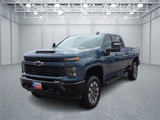 2024 Chevrolet Silverado HD Custom 4WD Crew Cab Standard Box's photo