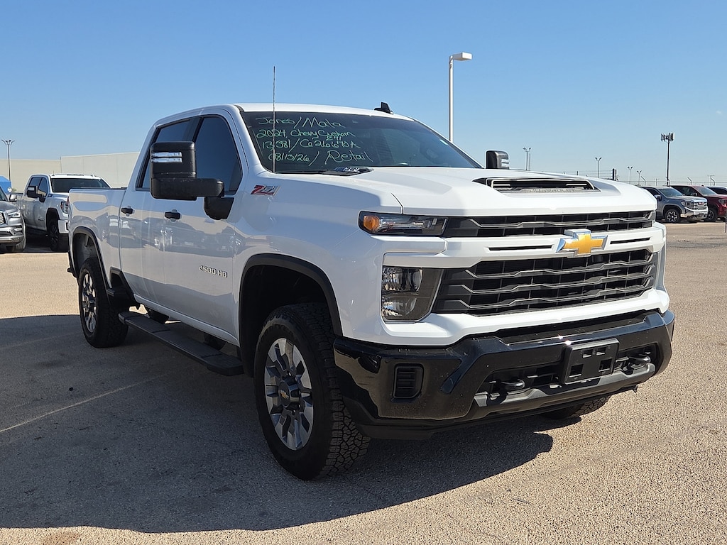 Used 2024 Chevrolet Silverado 2500 HD Custom Truck