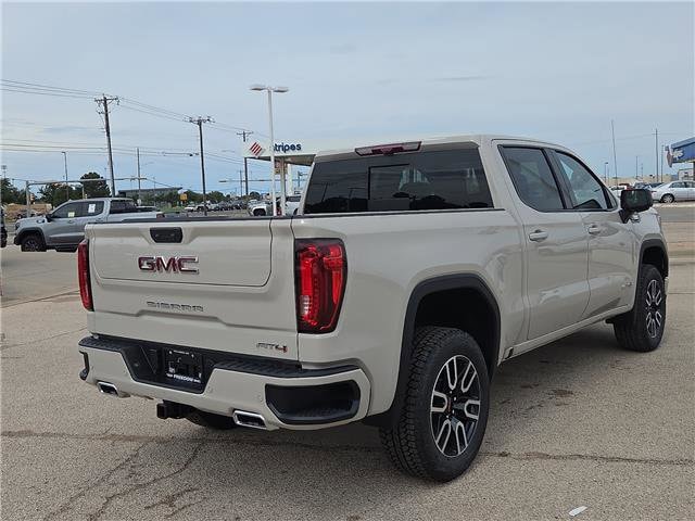 2026 GMC Sierra 1500 AT4 - Photo 4