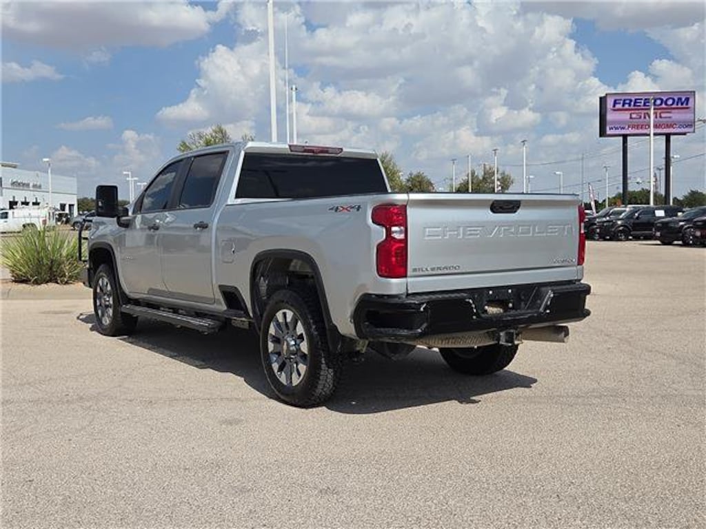 Used 2023 Chevrolet Silverado 2500 HD Custom Truck