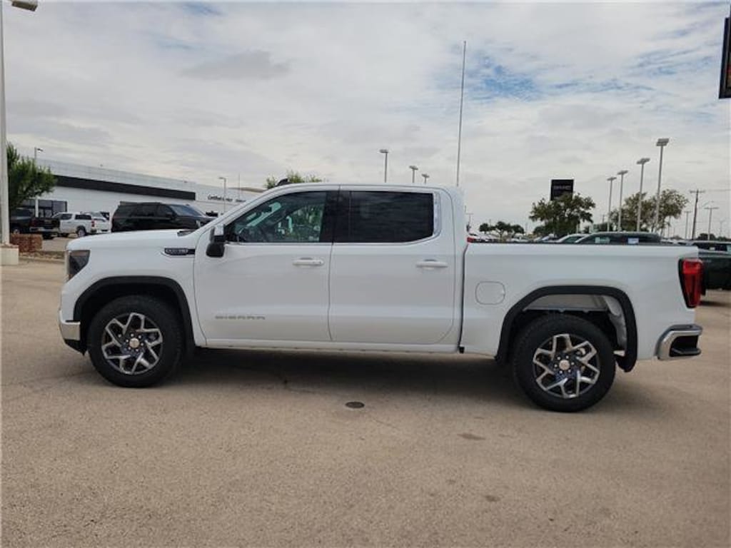 New 2026 GMC Sierra 1500 SLE Truck