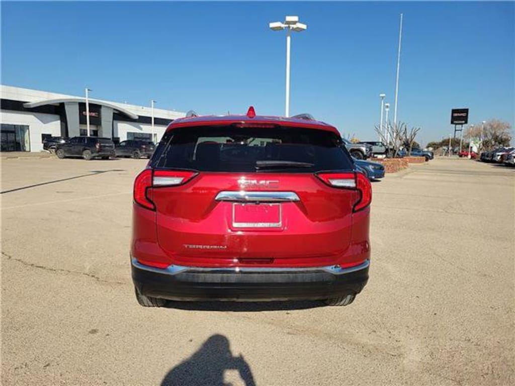 Used 2022 GMC Terrain SLT SUV