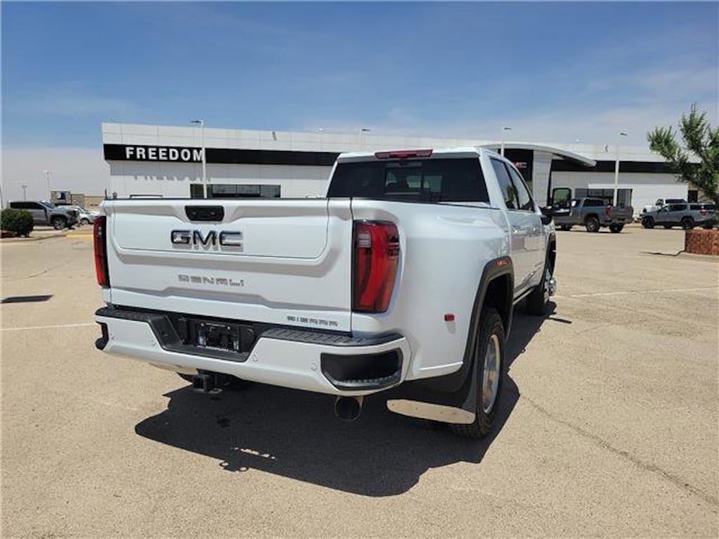 New 2026 GMC Sierra 3500 HD Denali Ultimate DRW Truck