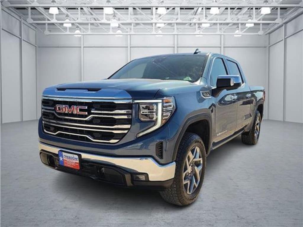 Used 2024 GMC Sierra 1500 SLT Truck