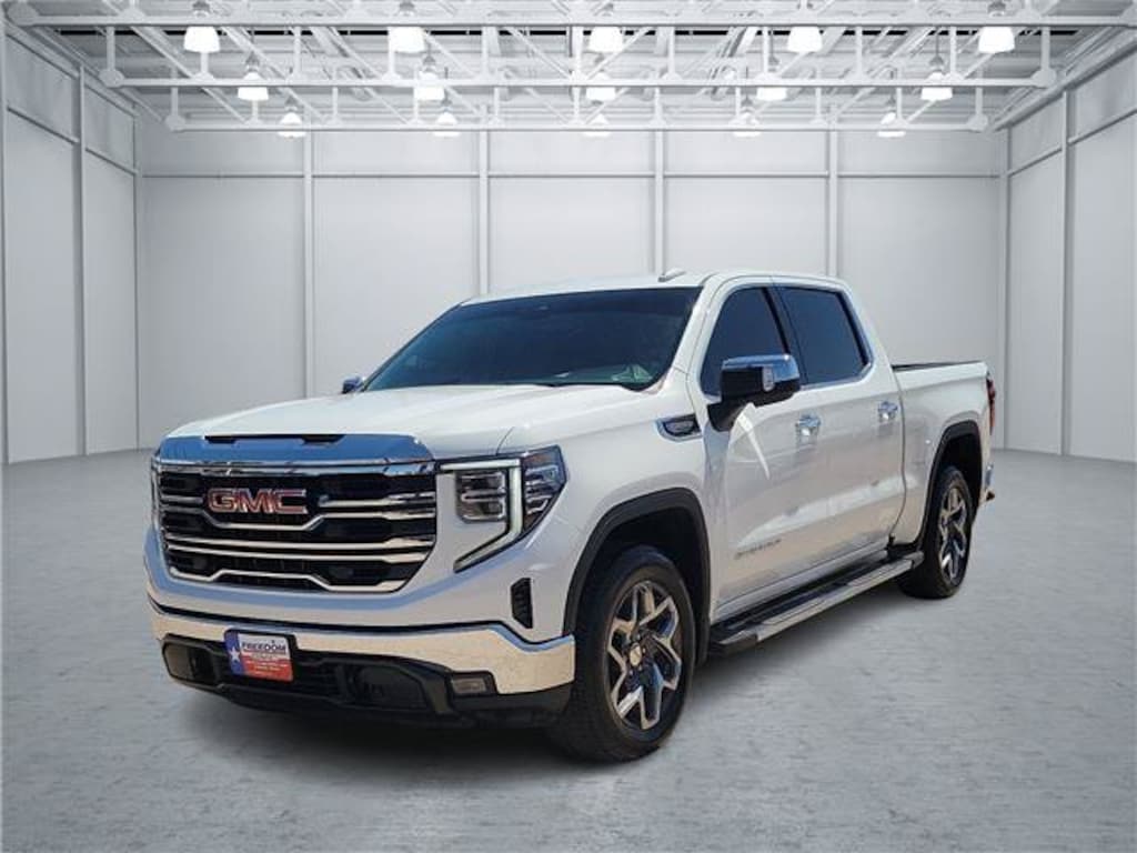 Used 2025 GMC Sierra 1500 SLT Truck