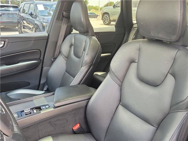 2019 Volvo XC60 Momentum - Photo 13