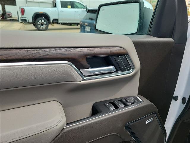 2026 GMC Sierra 1500 SLT - Photo 13