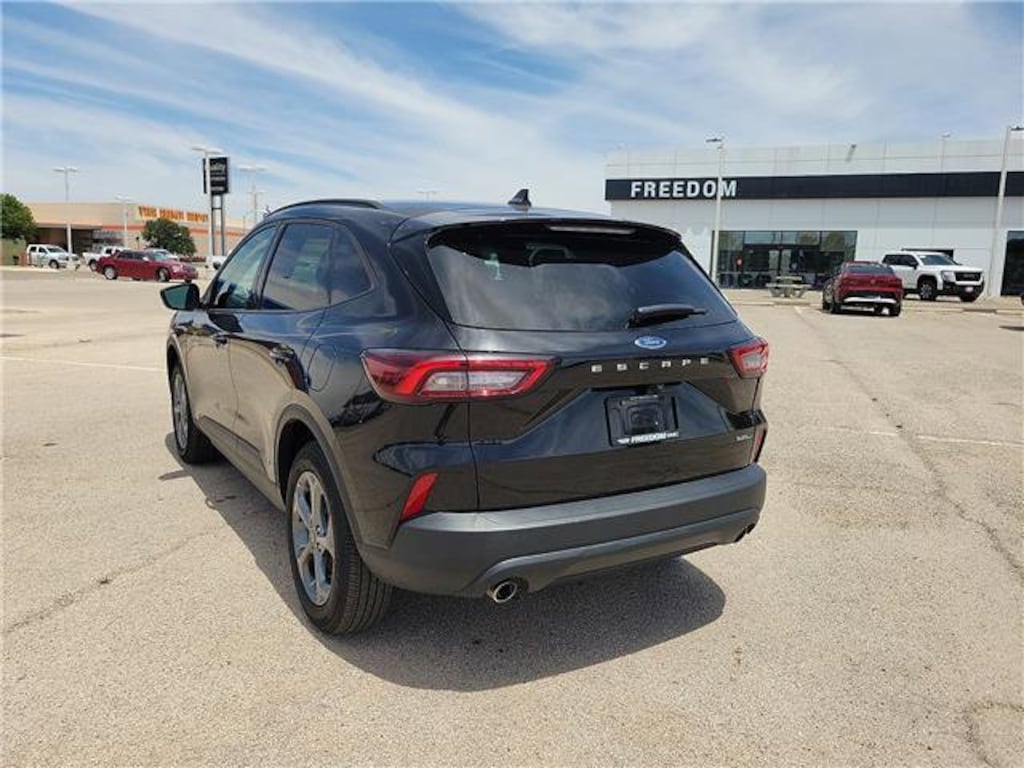 Used 2025 Ford Escape ST-Line