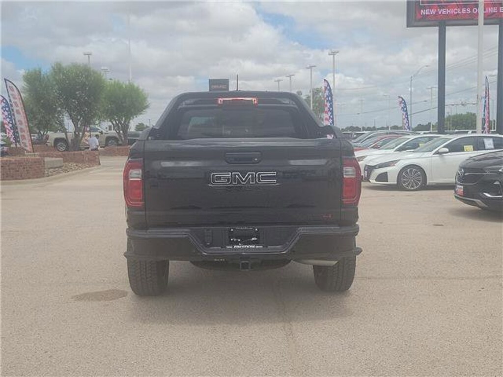 New 2026 GMC Canyon AT4 Truck