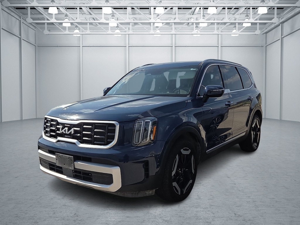 Used 2025 Kia Telluride S