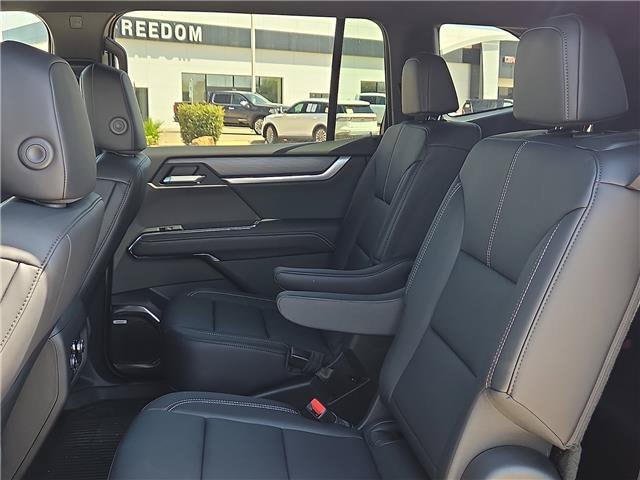 2026 GMC Acadia Elevation - Photo 13