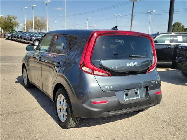 Used 2022 Kia Soul LX with VIN KNDJ23AU0N7833653 for sale in Odessa, TX