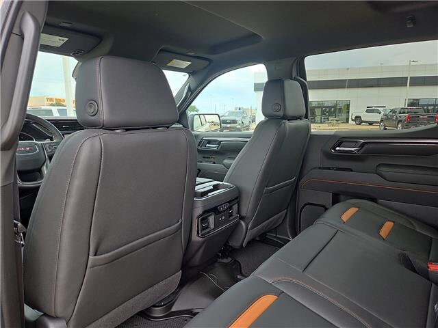 2026 GMC Sierra 1500 AT4 - Photo 10