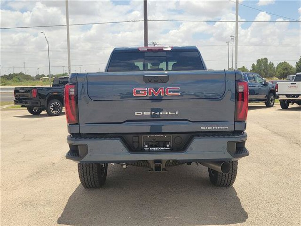 New 2026 GMC Sierra 2500 HD Denali Truck
