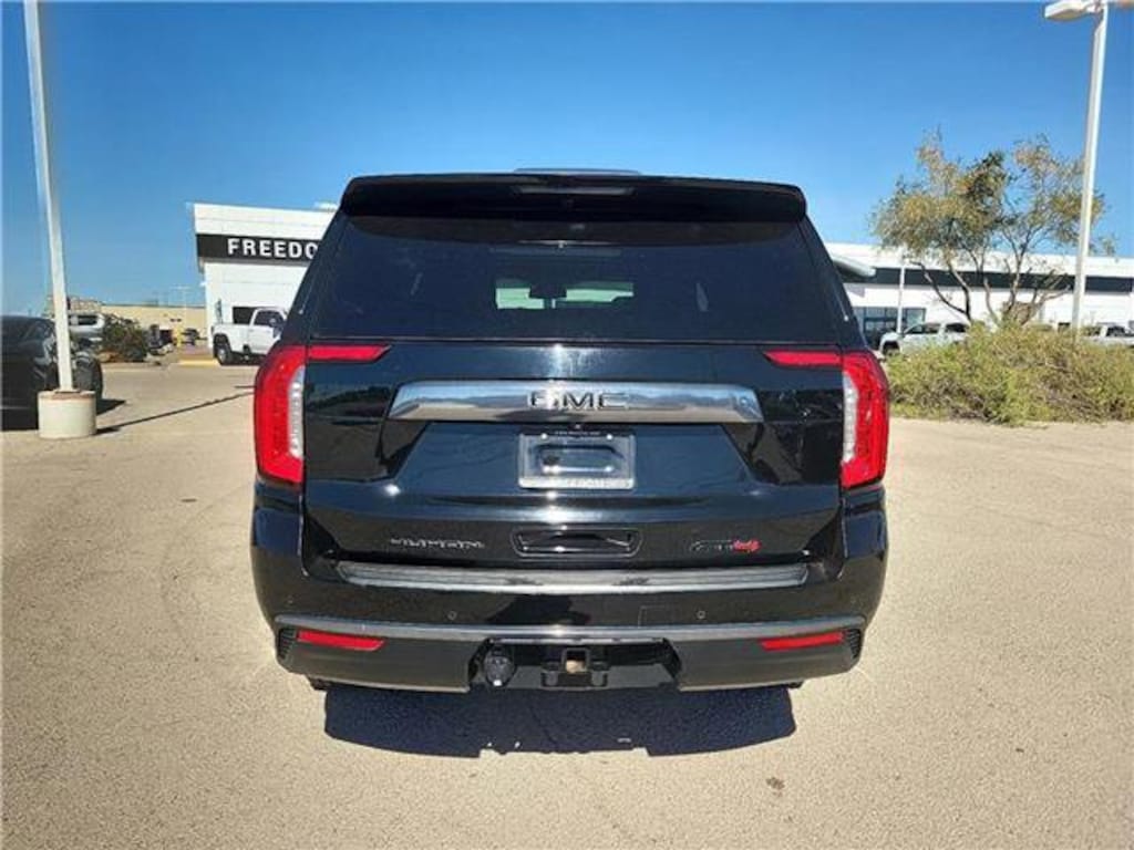 Used 2023 GMC Yukon XL AT4 SUV