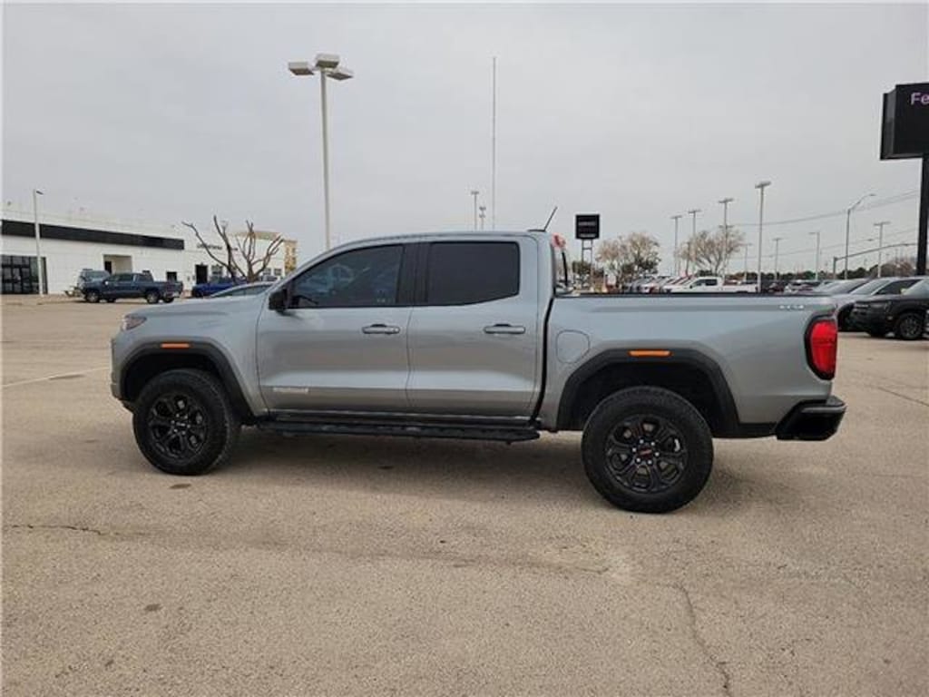 Used 2024 GMC Canyon Elevation Truck