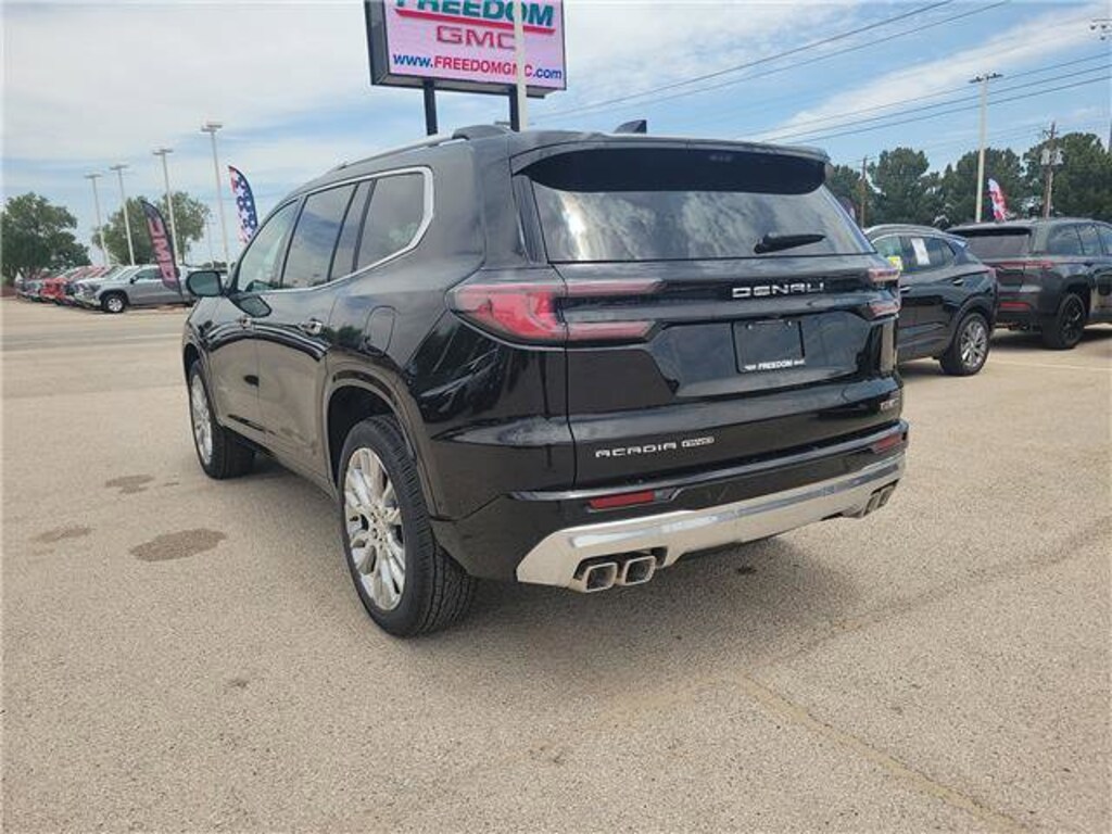 New 2026 GMC Acadia Denali SUV