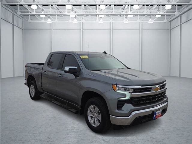2025 Chevrolet Silverado 1500 LT's photo