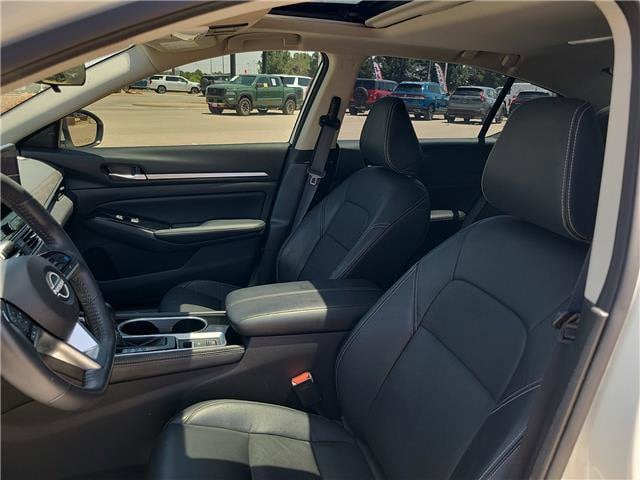 2024 Nissan Altima SL - Photo 13