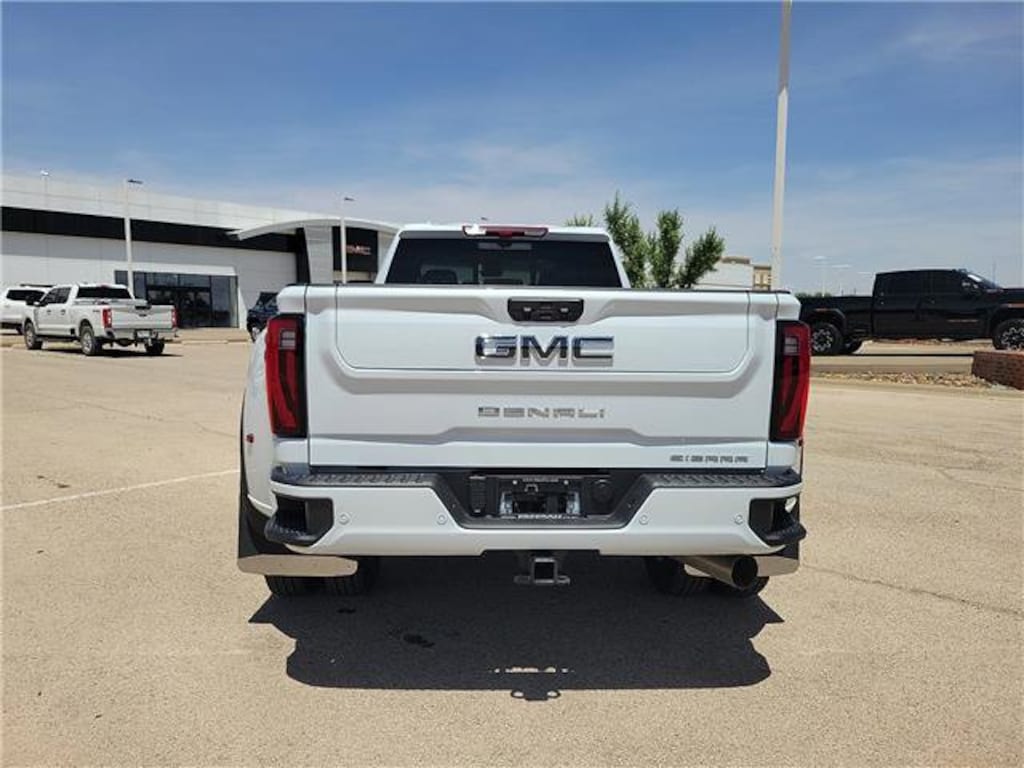 New 2026 GMC Sierra 3500 HD Denali Ultimate DRW Truck