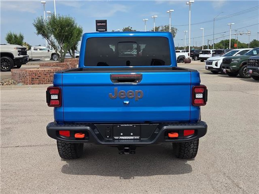 Used 2024 Jeep Gladiator Mojave