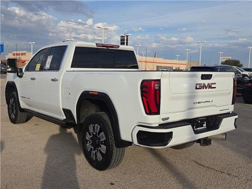 Used 2024 GMC Sierra 2500 HD Denali Truck