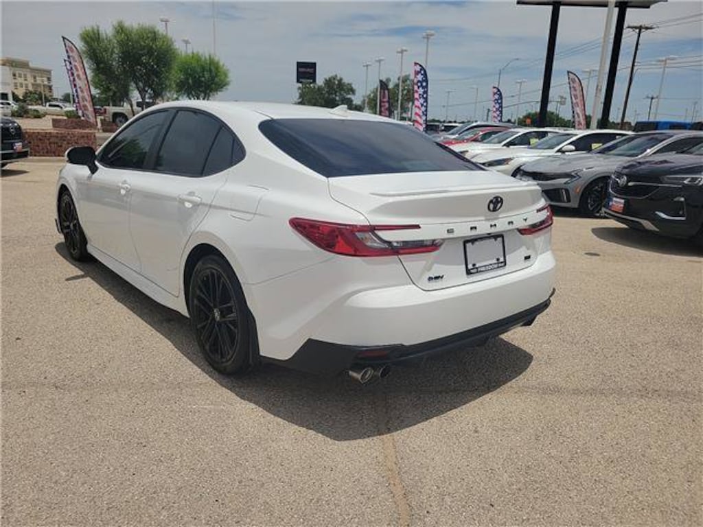 Used 2025 Toyota Camry LE