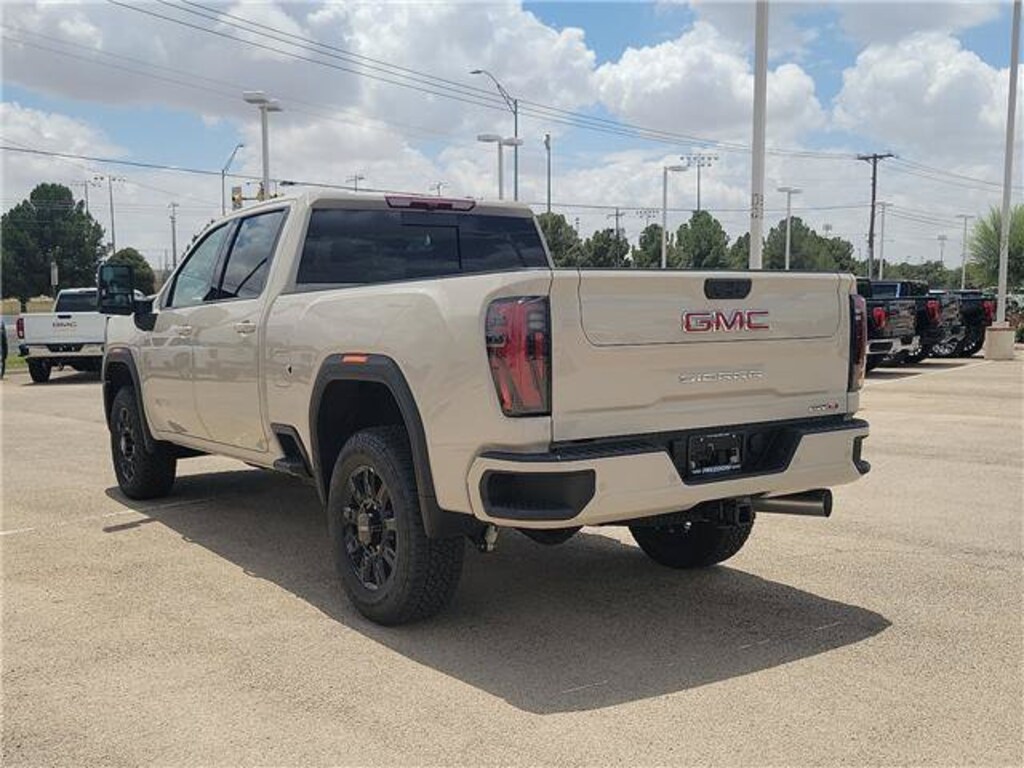 New 2026 GMC Sierra 2500 HD AT4 Truck