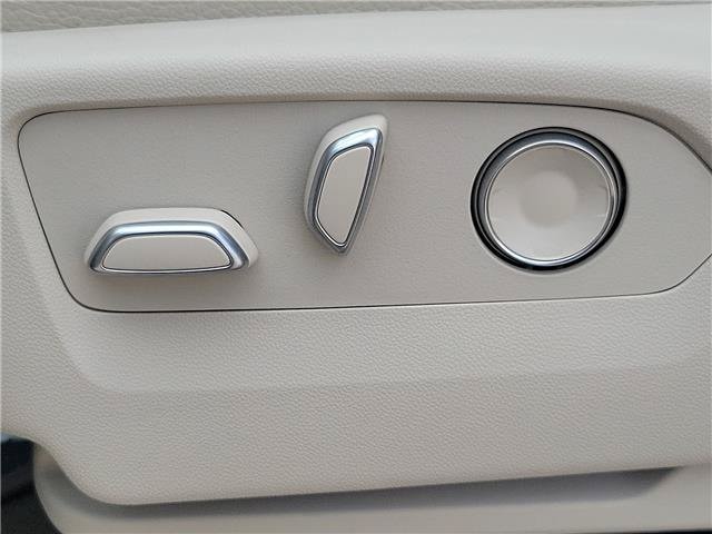 2026 GMC Yukon Denali - Photo 10