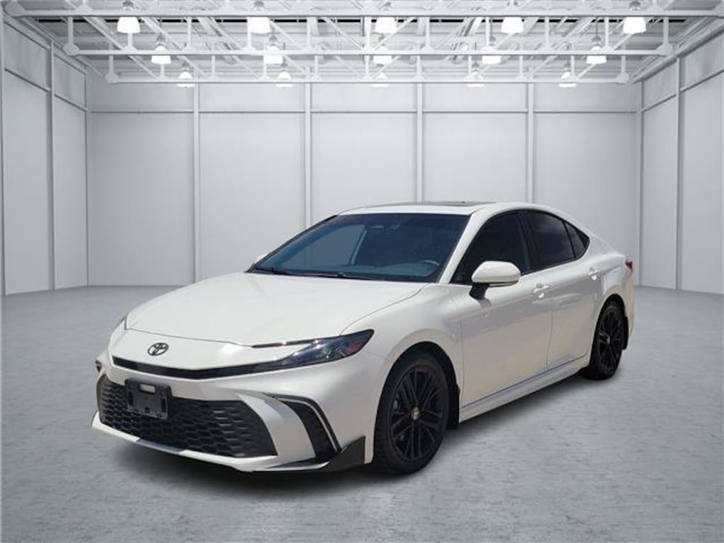 Used 2025 Toyota Camry LE