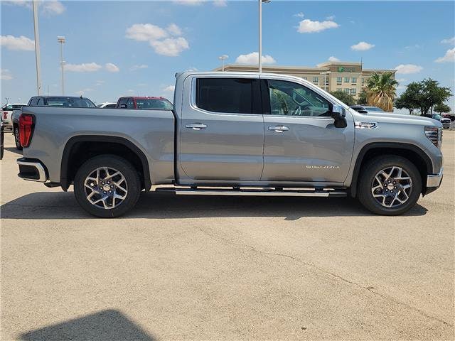 2026 GMC Sierra 1500 SLT - Photo 6