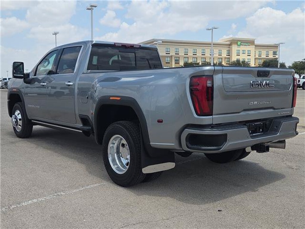 New 2026 GMC Sierra 3500 HD Denali Ultimate DRW Truck