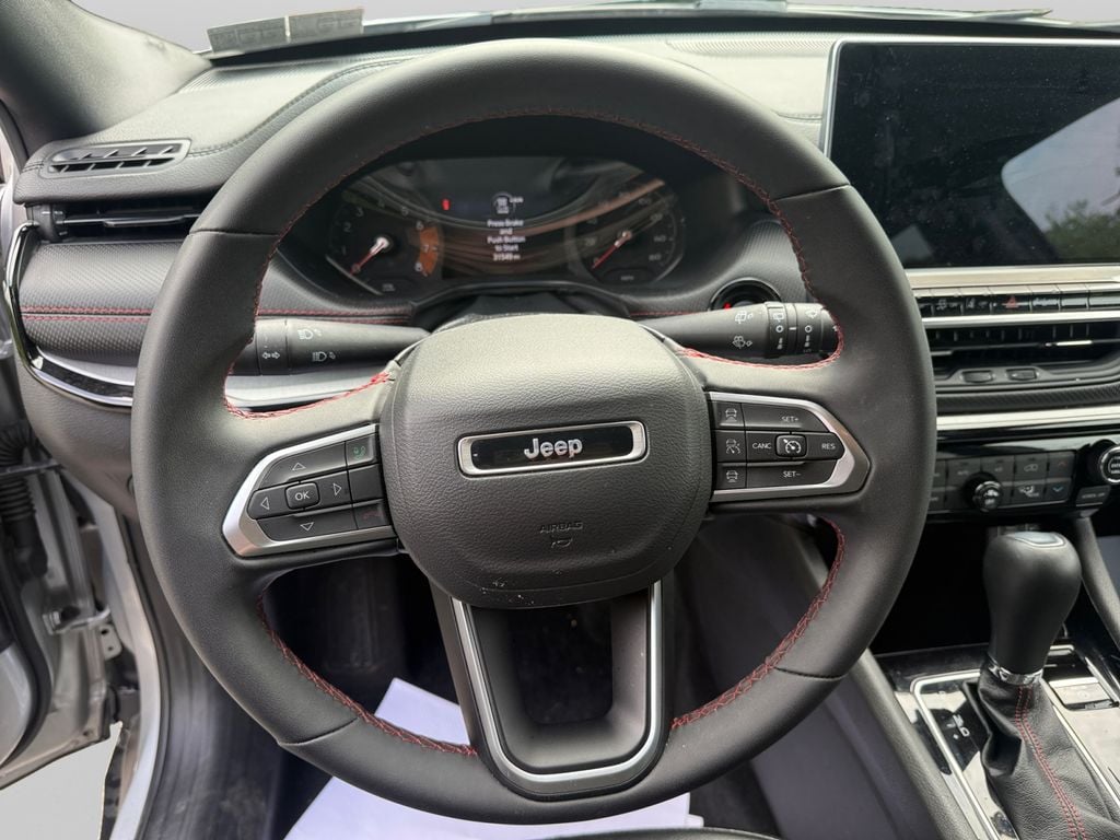 2025 Jeep Compass Trailhawk - Photo 11